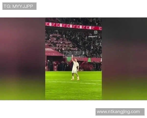 皇马与热刺激战正酣双方球员表现精彩引发球迷热议 皇马与热刺激战正酣双方球员表现精彩引发球迷热议