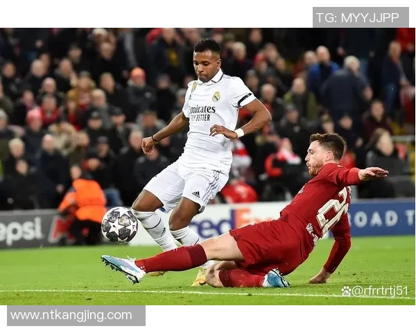 皇马与利物浦精彩对决直播录像回顾全场精彩瞬间分析