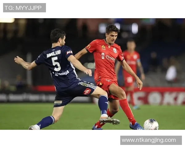 西部联与珀斯光荣的激烈对决展现澳超联赛的精彩魅力与竞争态势