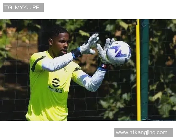 迈尼昂：从门将到球队灵魂的成长之路与未来展望