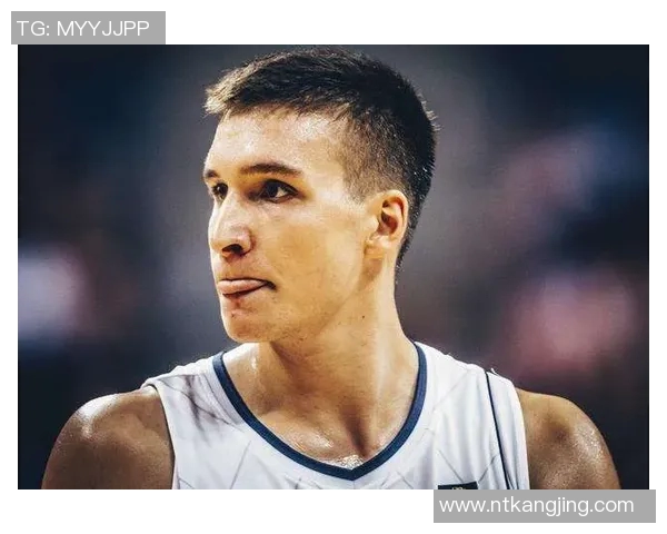 赫伯特琼斯的篮球之路与成就探讨：从新秀到明星的成长历程