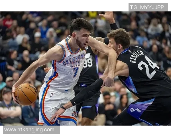 雷霆与爵士季后赛第五场激战回顾与精彩瞬间分析