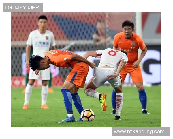 上港后备队与鲁能后备队激战正酣谁能在青训对决中脱颖而出 上港后备队与鲁能后备队激战正酣谁能在青训对决中脱颖而出