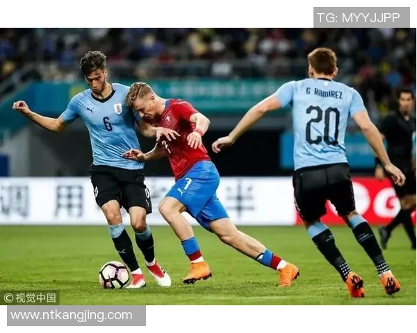 乌拉圭与捷克精彩对决视频回顾全场亮点与精彩瞬间分享
