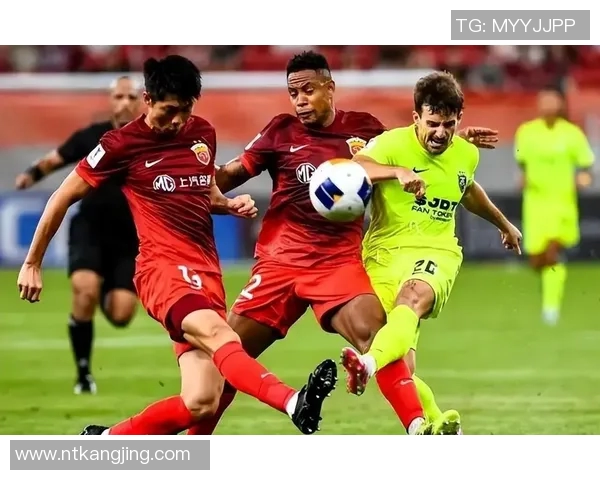 中国国家队与美国队激战在即谁能在这场巅峰对决中脱颖而出